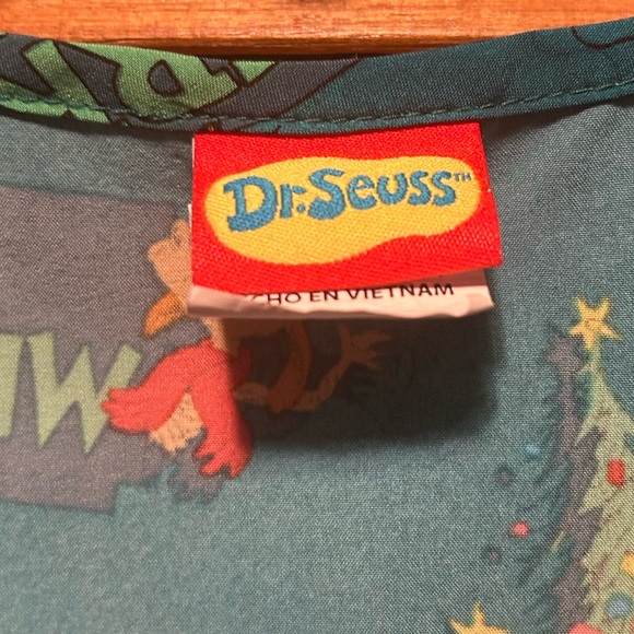 Dr. Seuss How the Grinch Stole Christmas Teal Holiday Print Scrub - Picture 8 of 15